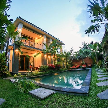 Cahyatika Bed & Breakfast Ubud  Exterior photo