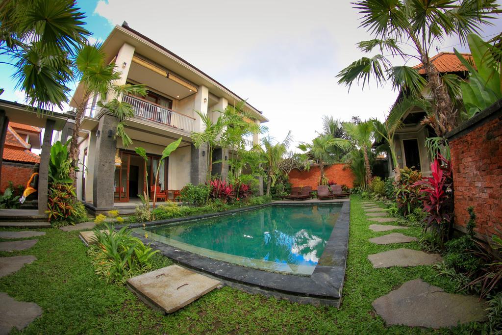 Cahyatika Bed & Breakfast Ubud  Exterior photo